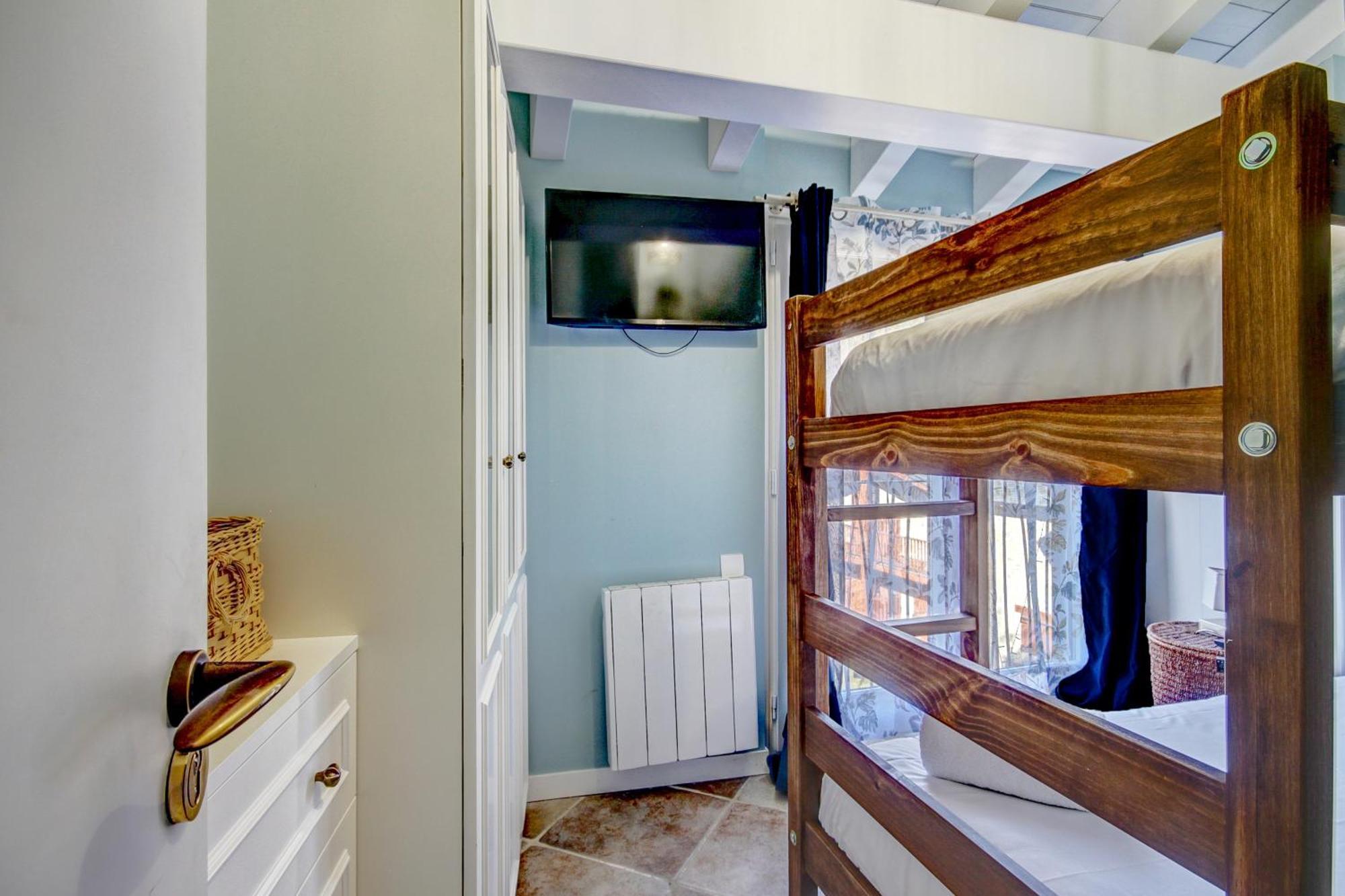 Hotel Petit De Riu